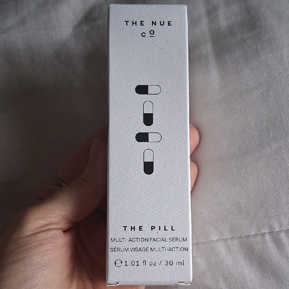 The Nue Co. The Pill Multi-Action Facial Serum - White